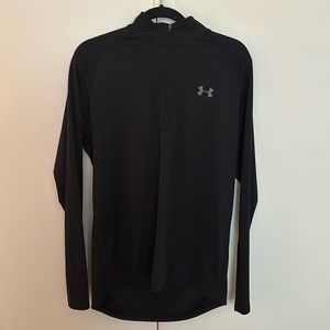 Under Armour black pullover - L